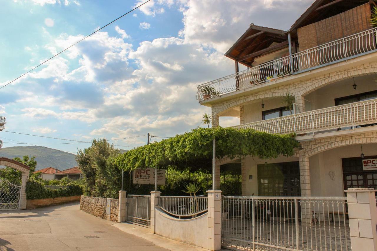 Apartments Hrabar Trogir Exterior foto